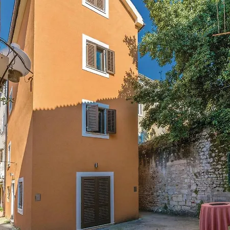 Four-bedroom Holiday In Holiday home